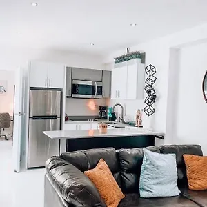 https://luxe-n-cozy-2br-isla-verde-apt-with-kingbedacwifi.greaterantilleshotels.net